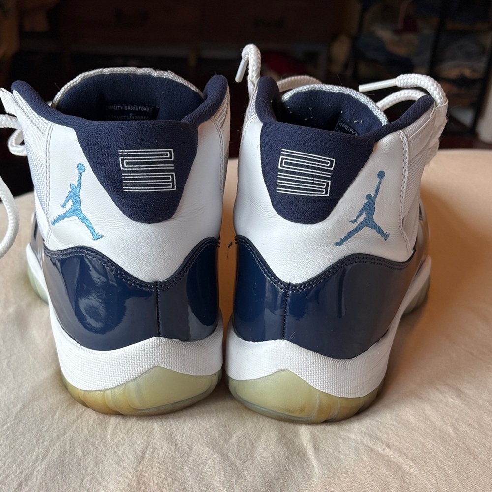 Jordan 11 - Picture 4 of 9